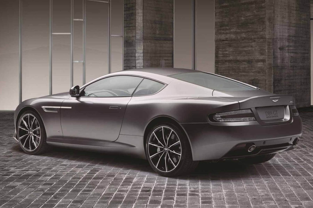 Aston Martin DB9 Bond Edition