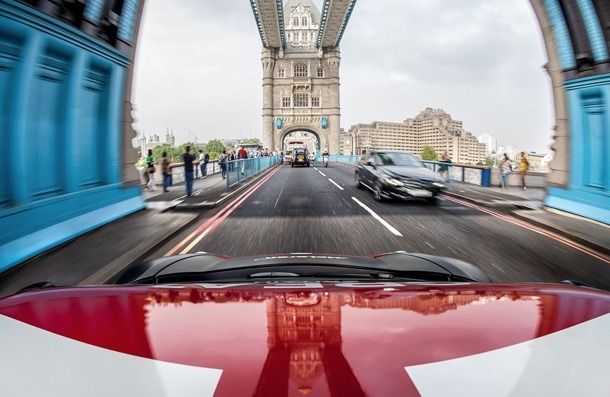 Londres_McLaren_12C_6