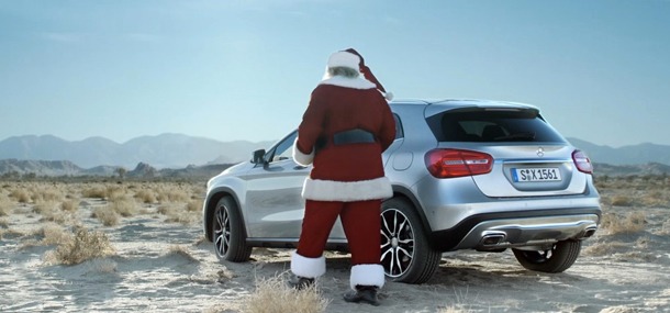 Pere_Noel_Mercedes_GLA_1