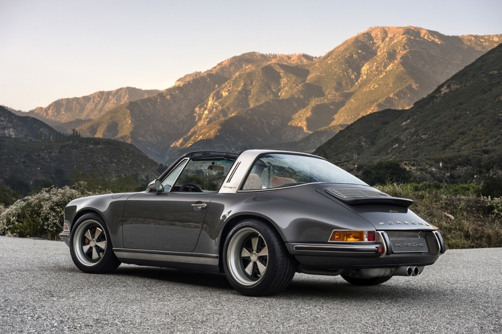 Reveal de la magnifique Porsche 911 Targa Singer à Goodwood