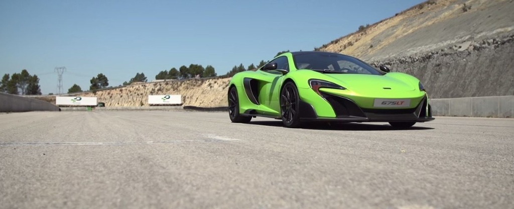 McLaren 675LT sur circuit