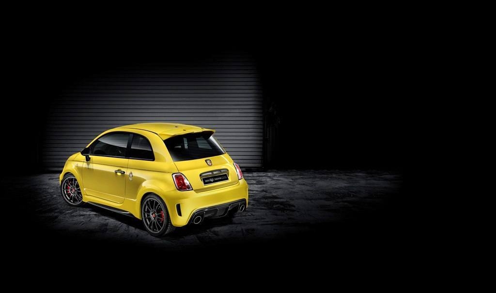 Abarth 695 Biposto Record