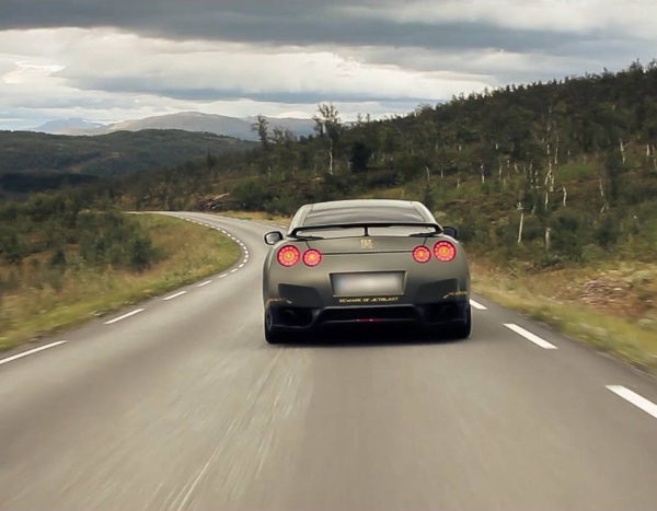 Road trip en Norvège avec une Nissan GT-R