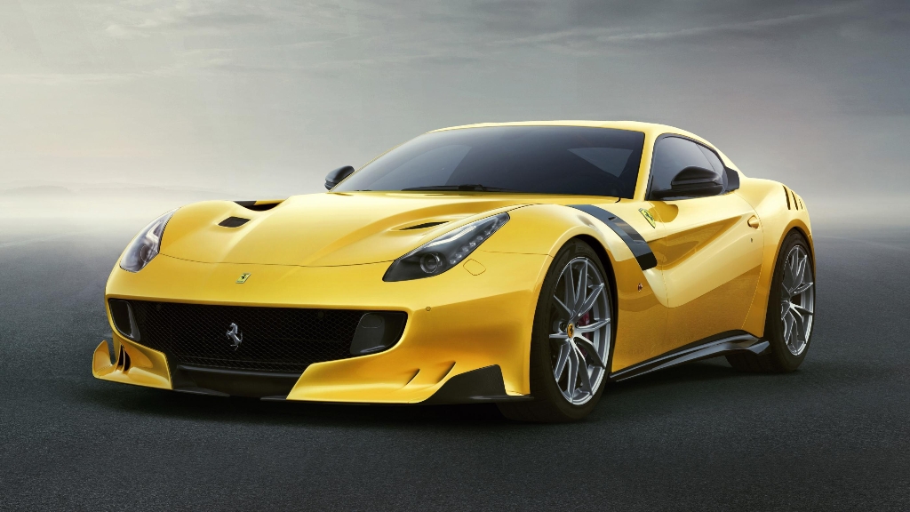 Nouvelle Ferrari F12 TDF