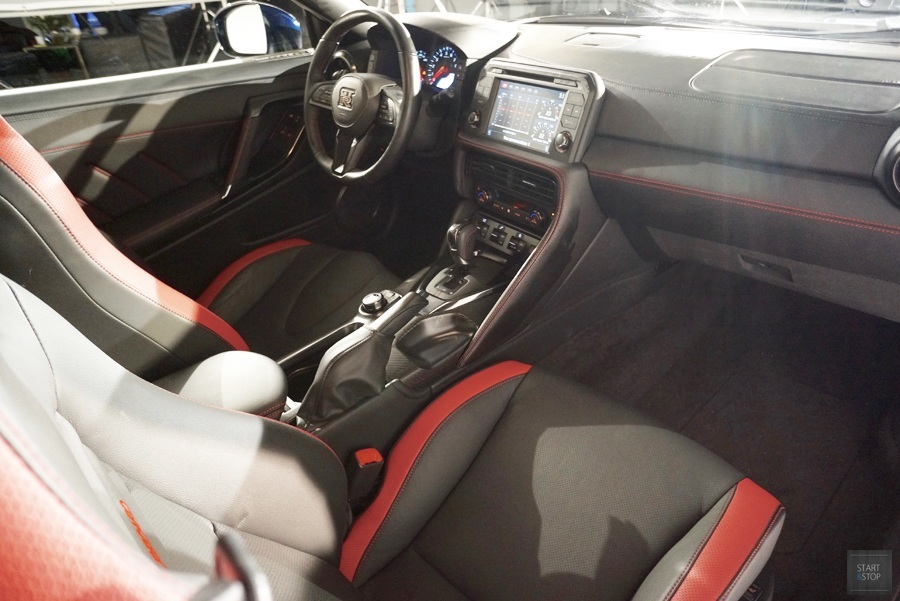 Nissan GT-R version 2017