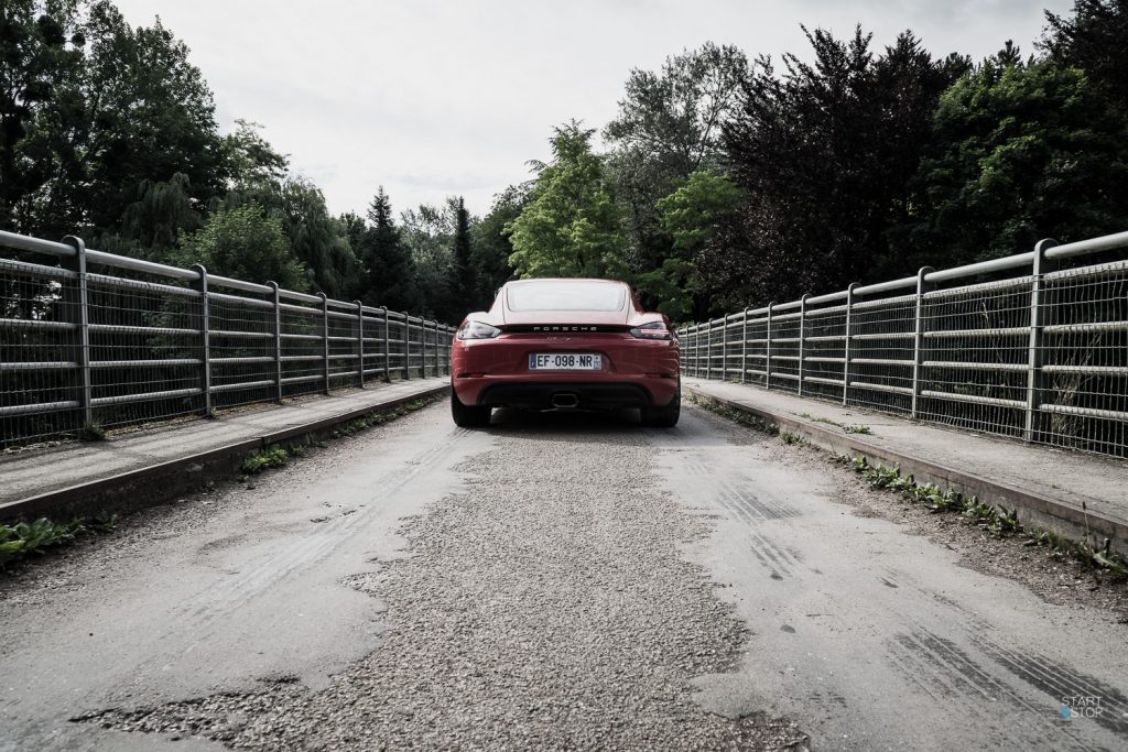 Porsche 718 Cayman