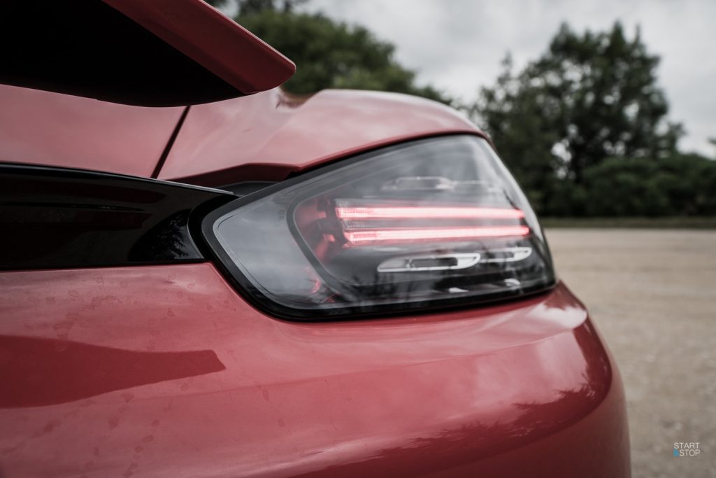 Porsche 718 Cayman