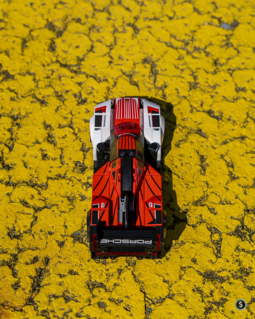 Porsche 963 LEGO haut