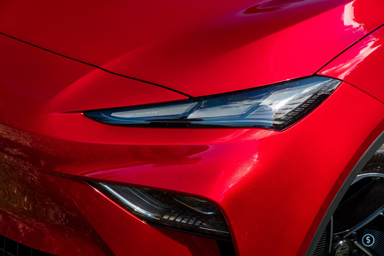 feux MG S5 EV