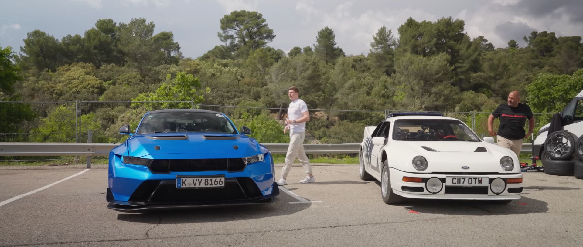Max Verstappen et Chris Harris by Ford Performance