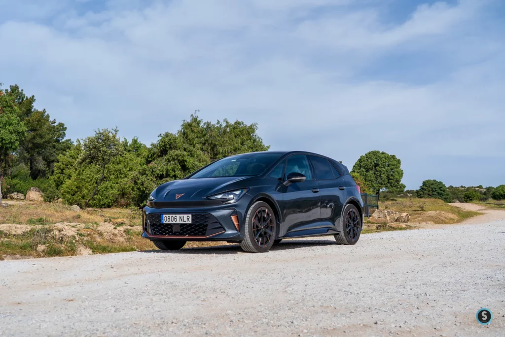 3/4 avnt Cupra Born