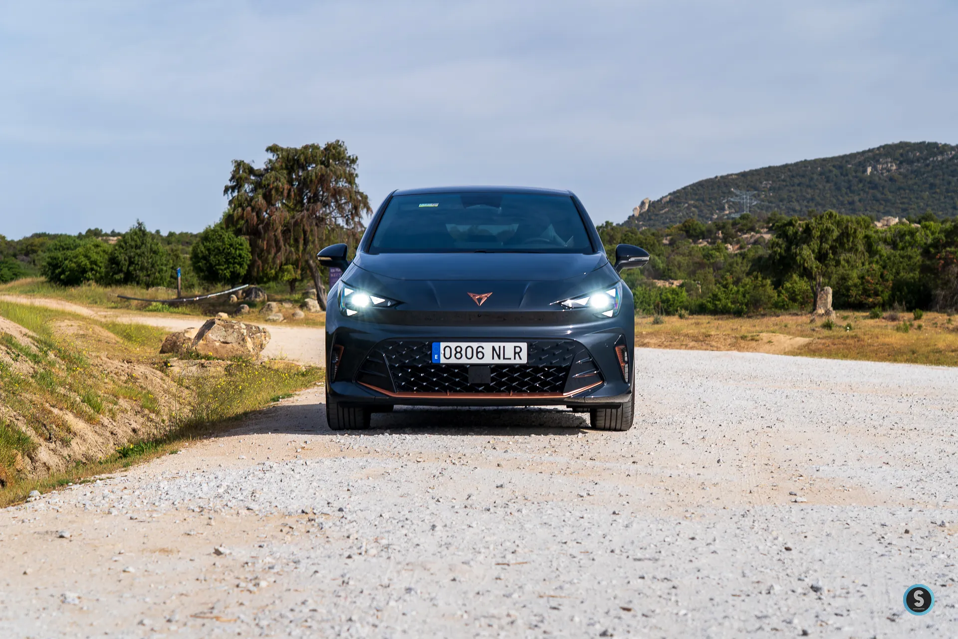 face avant Cupra Born VZ